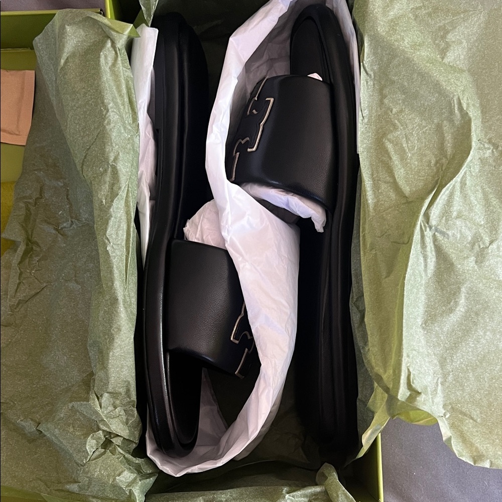 Tory Burch Brand New Double T Sport Slides.  Black NWT Size 8.5 - Picture 2 of 3